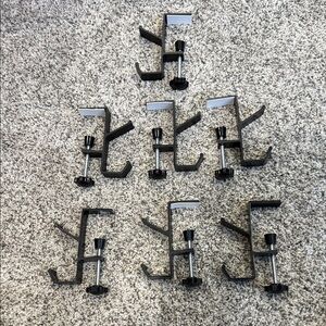 Black Metal Mantel Stocking & Greenery Clamps -8